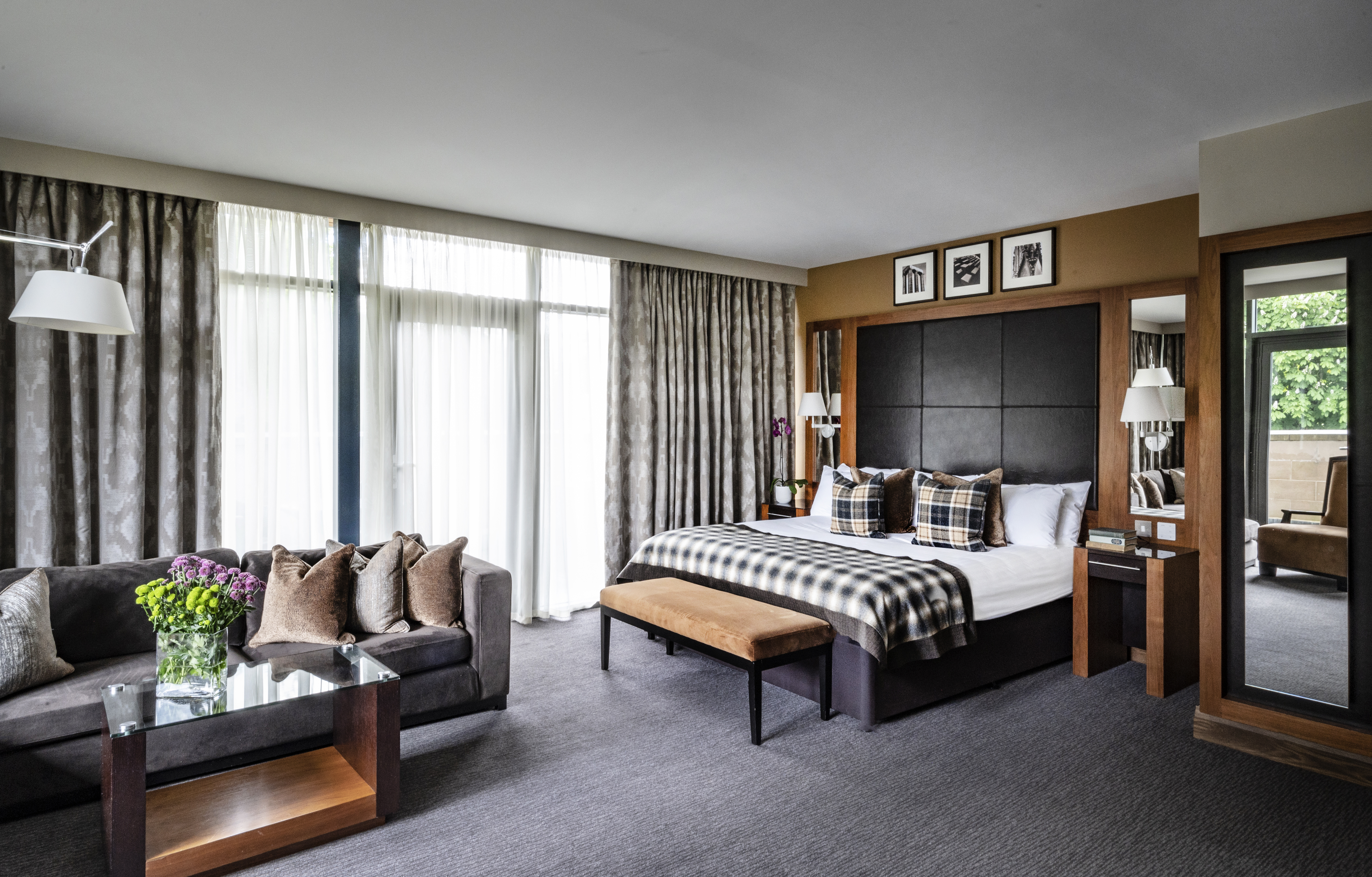 FEATURE BEDROOMS